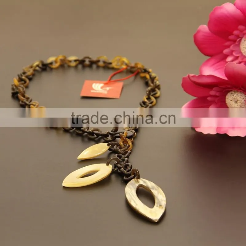 Unique jewelry horn necklace for girl