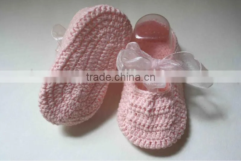 Custom crochet baby shoes, handmade baby shoes, knitted baby slipper socks