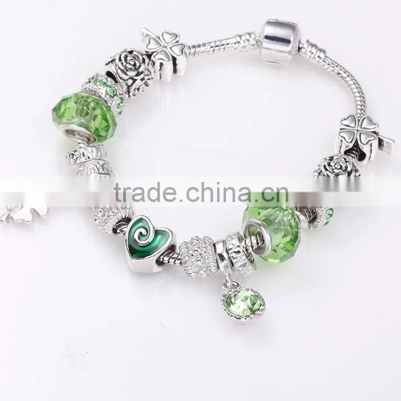 2016 Glass Bead Bracelets with Green Glass Beads and Clover dangles