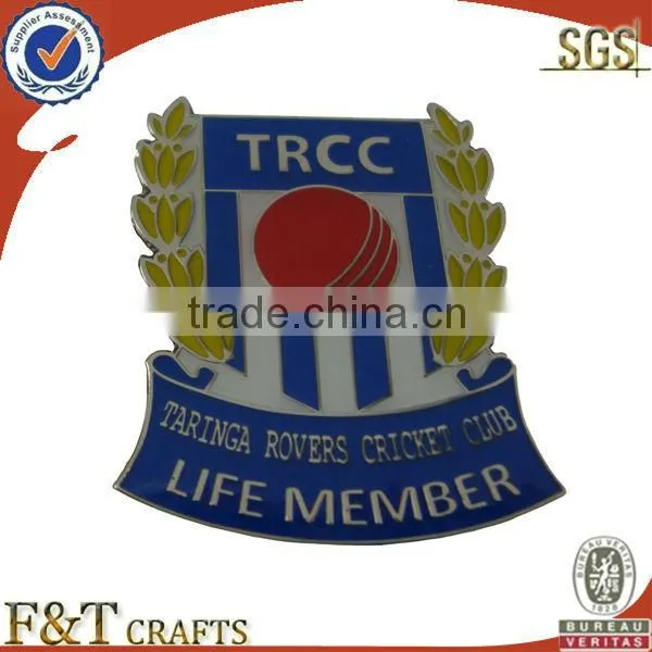 cheap metal baked enamel badges pins with safty pin