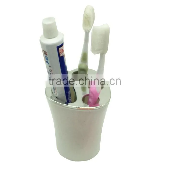 White hotel bathroom accessories set toothbrush holder