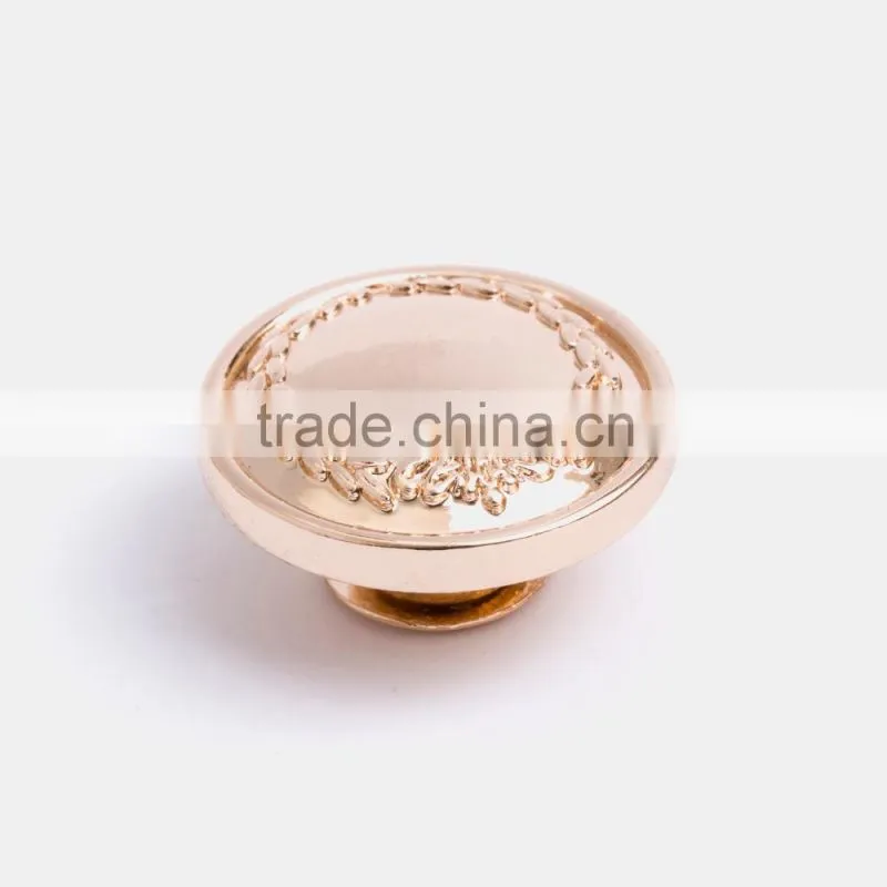 China Supplier Customize Clothing Metal Buttons
