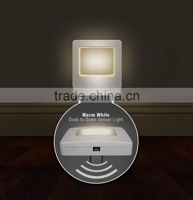 Plug-in LED Night Light dusk to dawn white Ultral Slim