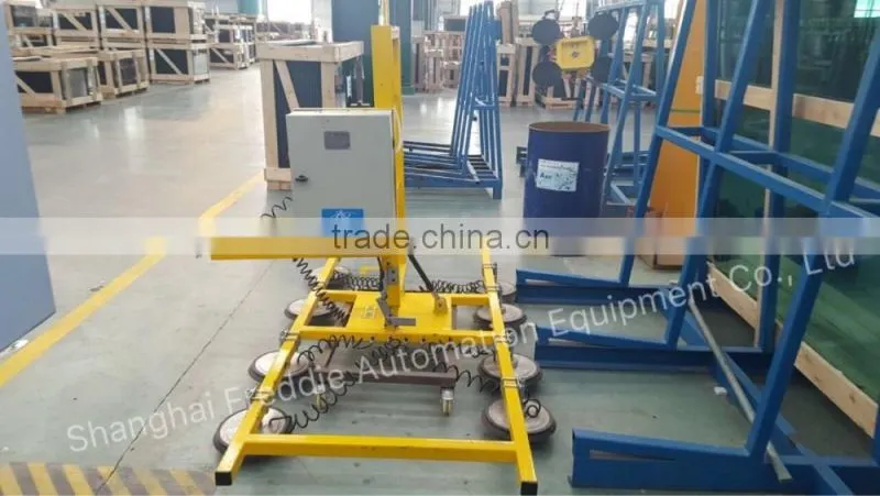 Tilting vacuum lifter with DC power