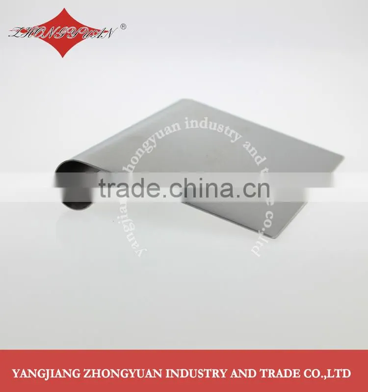 Multi-purpose stainless steel food scraper/chopper with degree scale