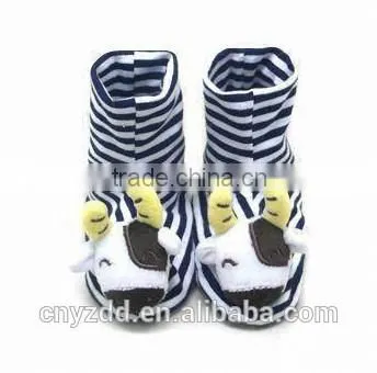 kid's animal nead socks/Soft Toy Head Babies' Booties with Rattle /baby animal socks
