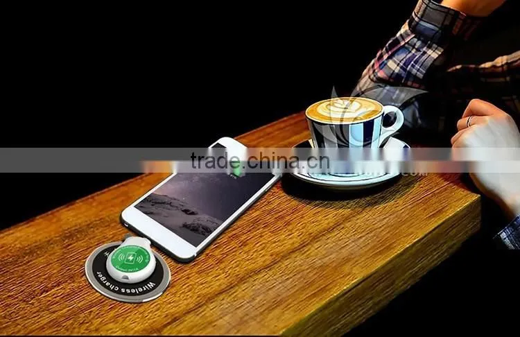 Office Portable Mini Wireless Charger for WPC Qi