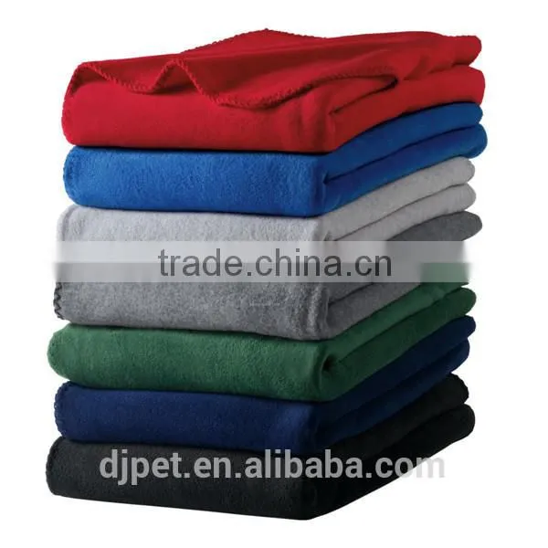 thick blanket with square corners