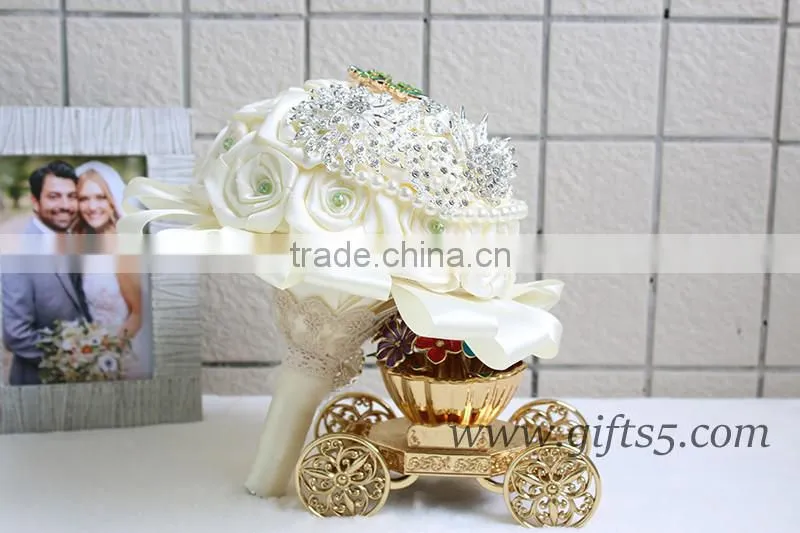 Graceful wedding bouquet with Rhinestones Satin Silk Ribbons Pearls Jewels Bridal Bouquet Bridesmaid Bouquet