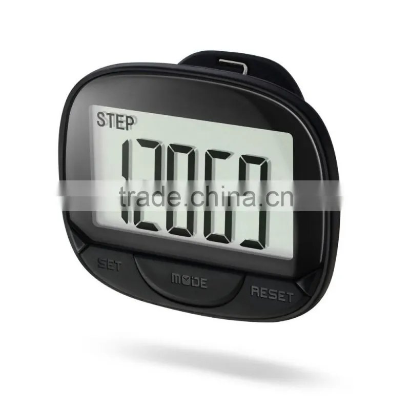 2d Big screen elderly use pedometer