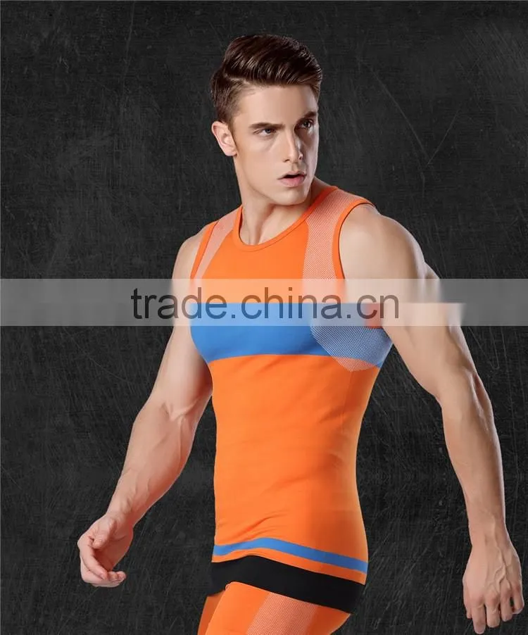2016 Latest sleeveless custom fashion design gym tank top