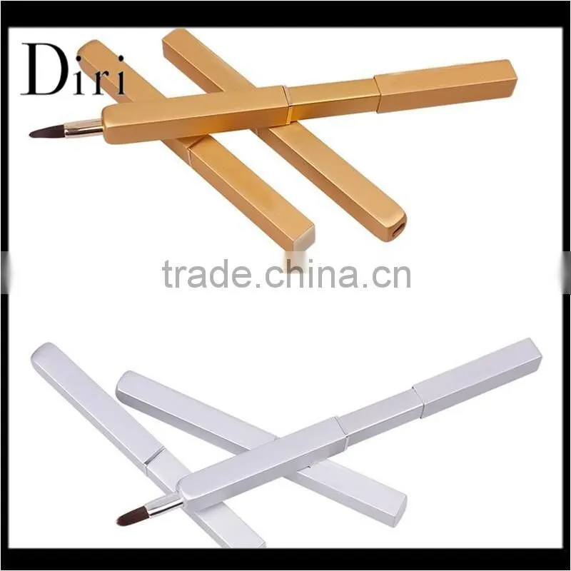 2016 Latest design pony hair lip brush covered brush