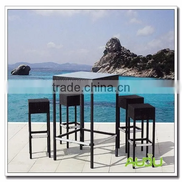 Audu Aluminium Club Aluminum Outdoor Bar Counter Stool