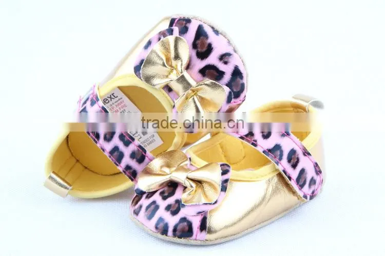 2014 fashion new arrival baby girls leopard leather shoe brand new baby girls leather shoes