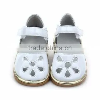 2017 Summer childrens squeaky shoes for kids