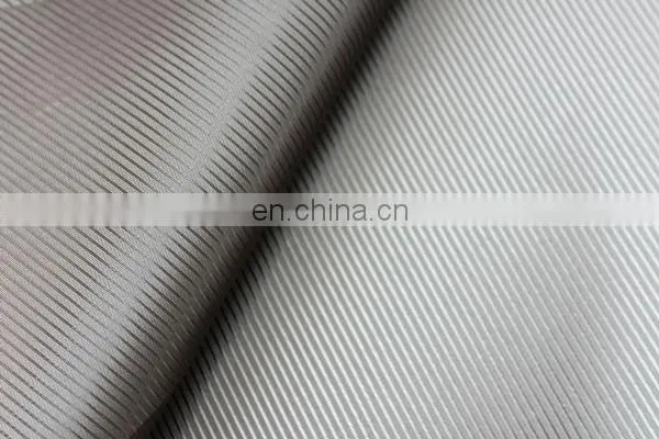Plain dyed twill fabric for lining