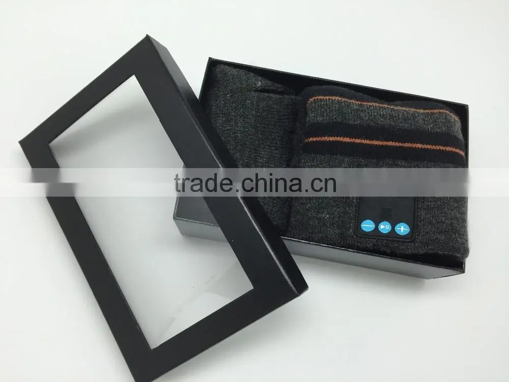 bluetooth beanie with touch screen gloves in gift box