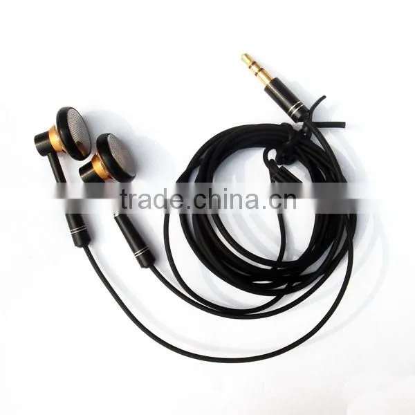 Music player mp3/mp4 skull earphones with mic earphone bulk