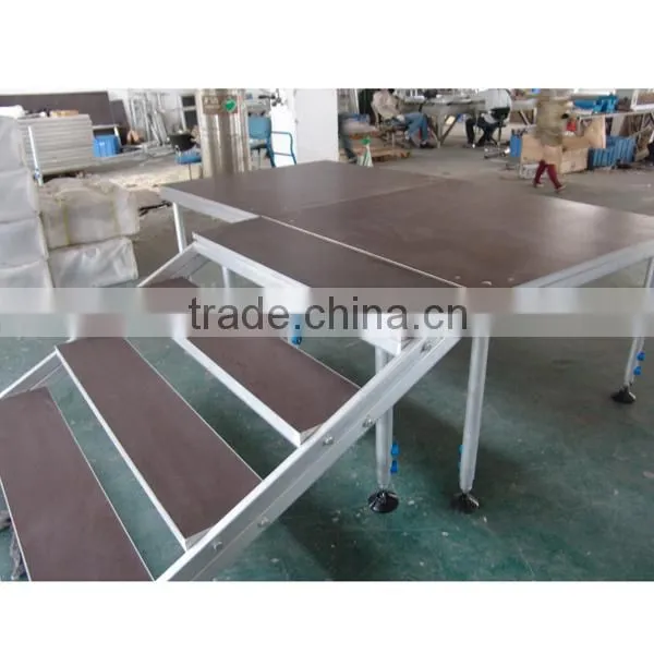 Aluminum thrust stage event stage with truss system