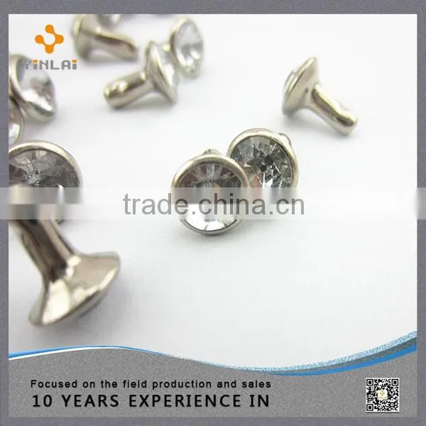 Metal crystal rivet for jeans