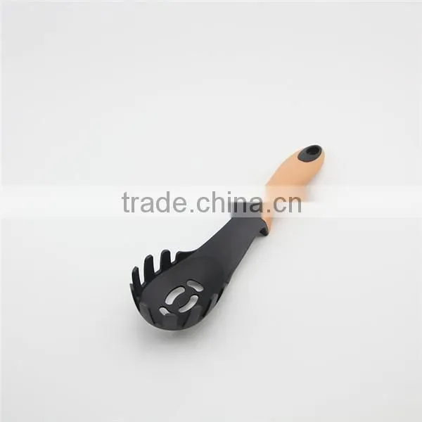 Best selling nylon material fancy kitchen utensils