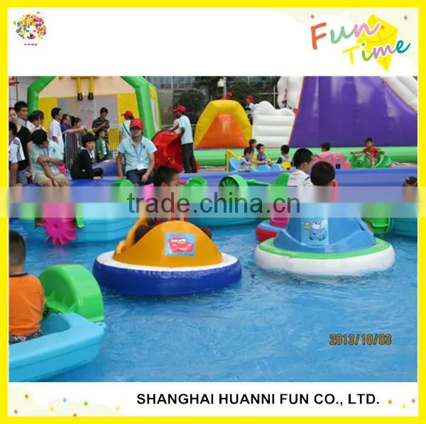 Colorful animals style kids water boat, electric bumper boat