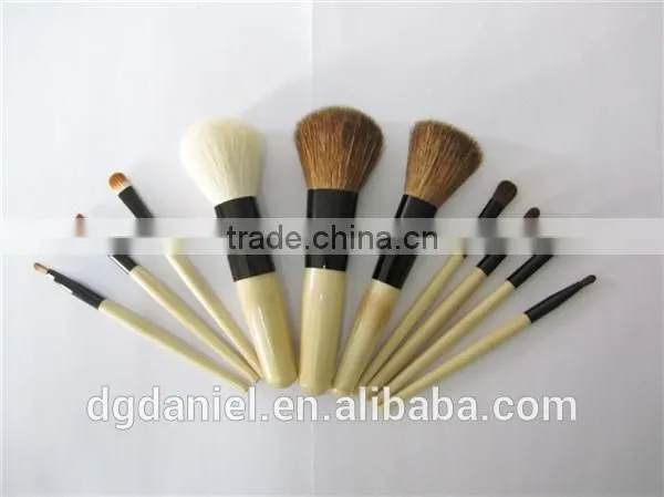 Cheapest 7 pcs natural cosmetic brush set / makeup brush set wooden brushes