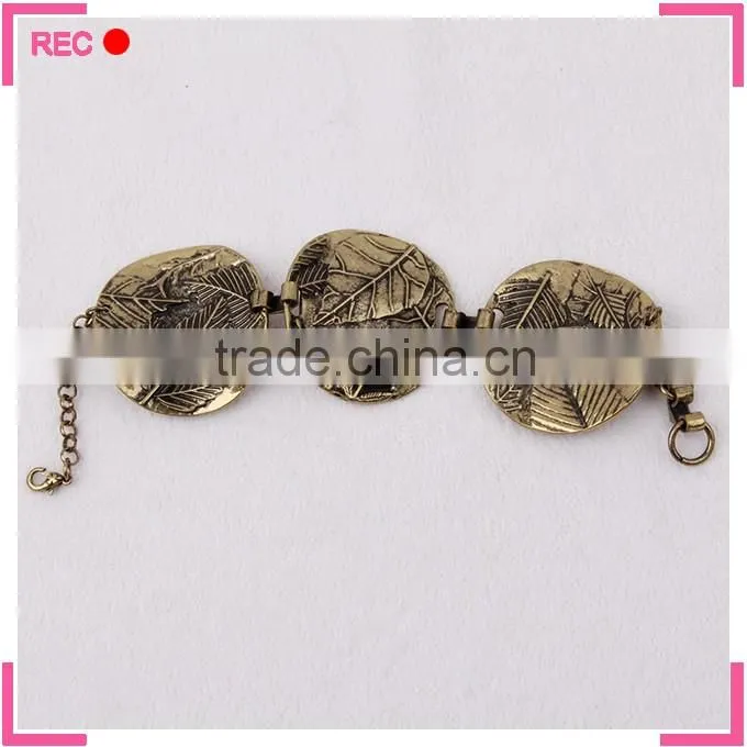 Ladies bracelet fancy designs new designs, customized engraved bracelets wholesale