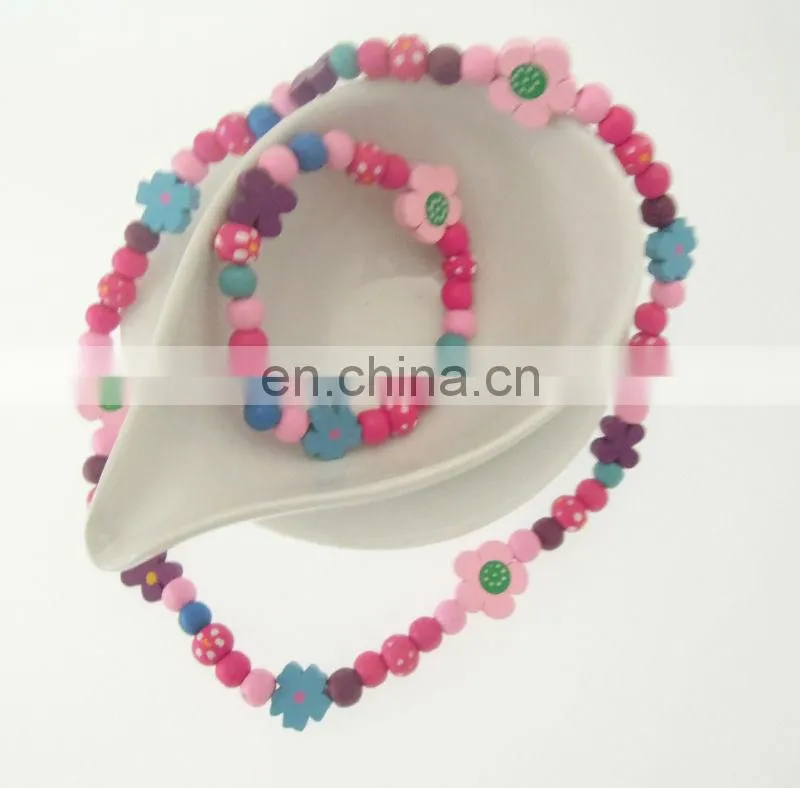 popular cheap kids wooden necklaces set