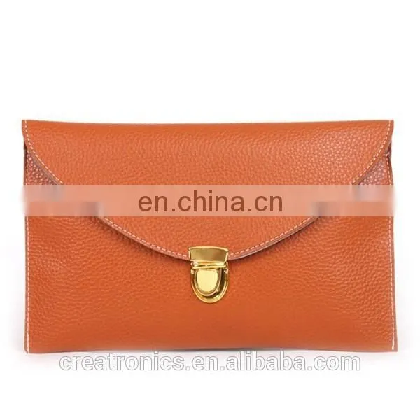 CR USA market expert trendy small summer beige latch envelope bag retro chain single shoulder bag design clutch