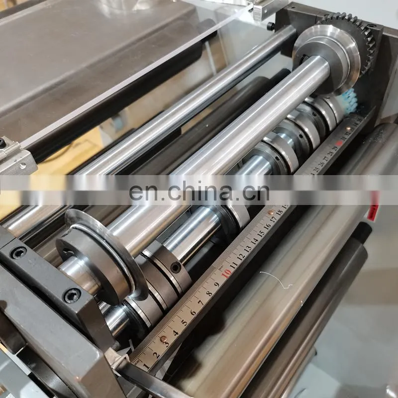 Professional high precision vinyl roll slitter
