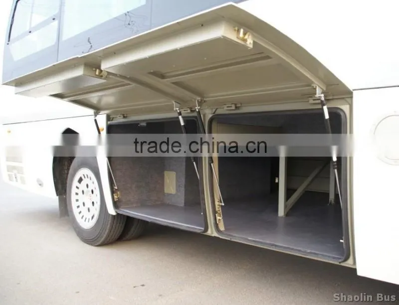 8.1m 35 seats Right Hand Drive Luxury Coach Tourist Bus