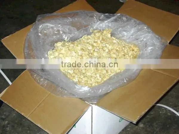 2016 new Chinese High Quality Dehydrated garlic flakes and sliced without root or with root
