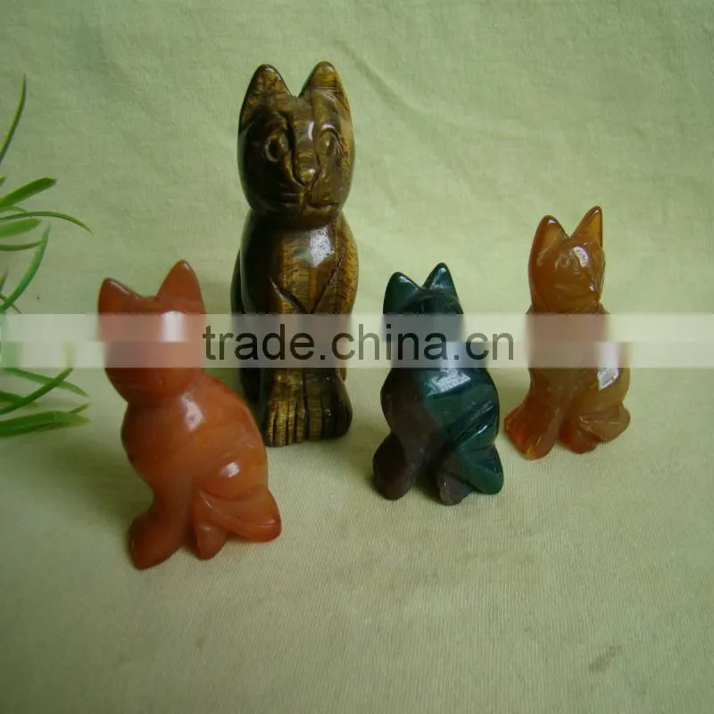 sculpture cat out of stone