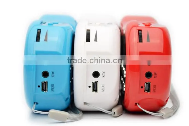 Robot-168 portable card speaker, speaker with TF/Micro SD card/USB disks,fm radio