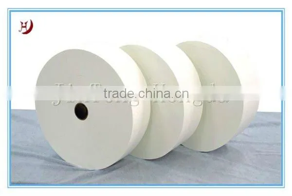 Disposable nonwoven face mask