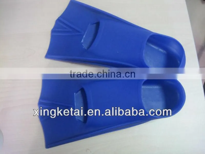 2013 new design silicone swimming and diving shoes