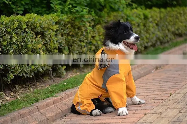 Pet products/dog raincoat