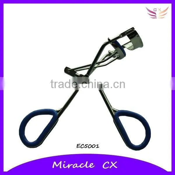 Electroplating with rubber inlay handle eyelash curler