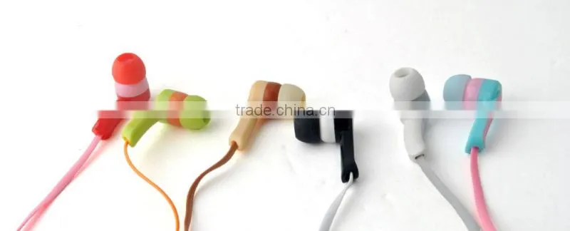 high quality popular flat cable earphone with mic for mobile, mp3/mp4