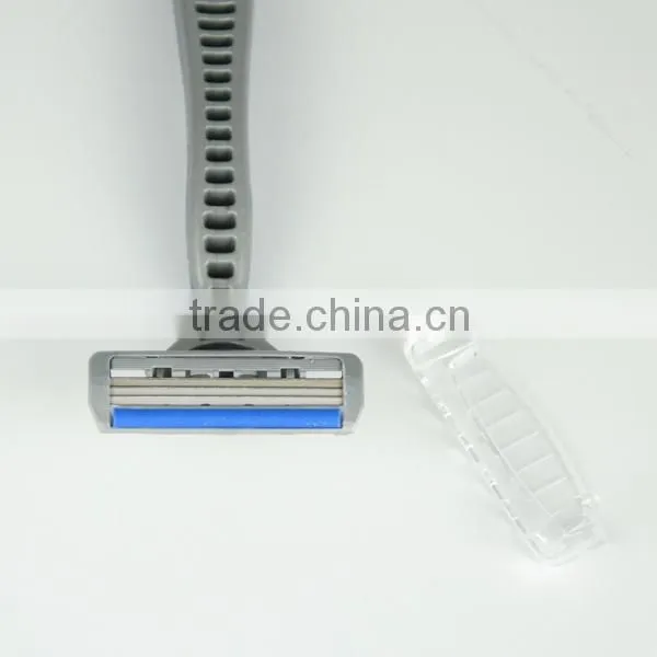 Classic triple blades razor