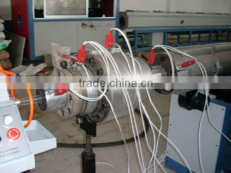 PE pipe extrusion line with marking lines