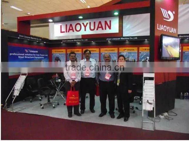 2012HOT SALE CNC Three-axis Processing Center for windows and doors