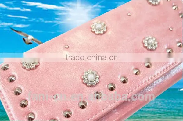 Cute leather clutch purse with elegant diamond on the purse for girls or ladies