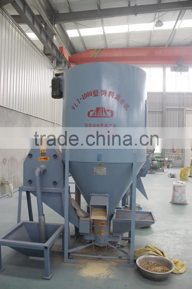 New type chicken feed mixing machine
