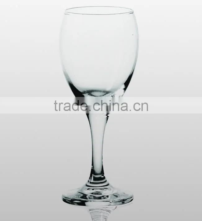 Hand blown water goblet glass wine cup