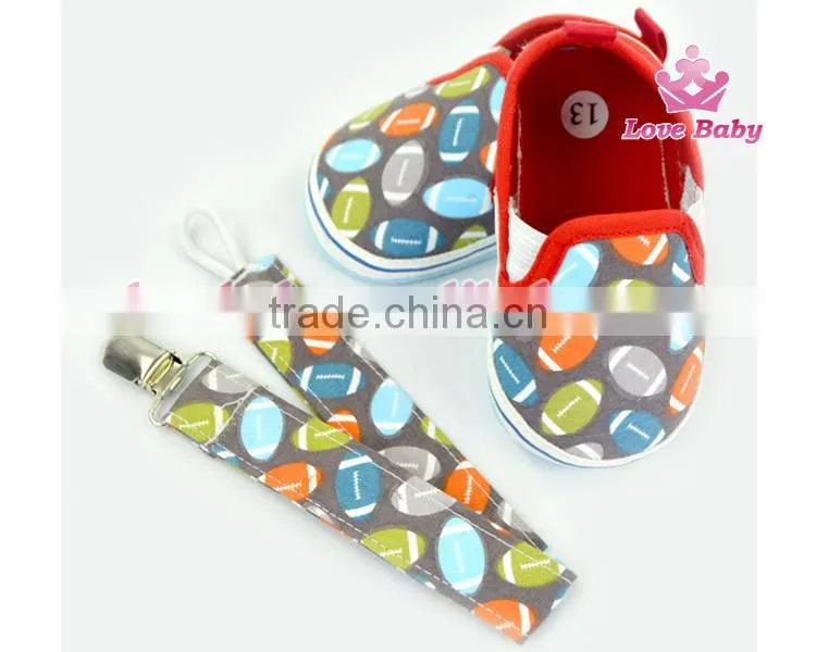 footwear Chinese walk canvas boy soft sole baby shoes matching Infant Pacifier Clip