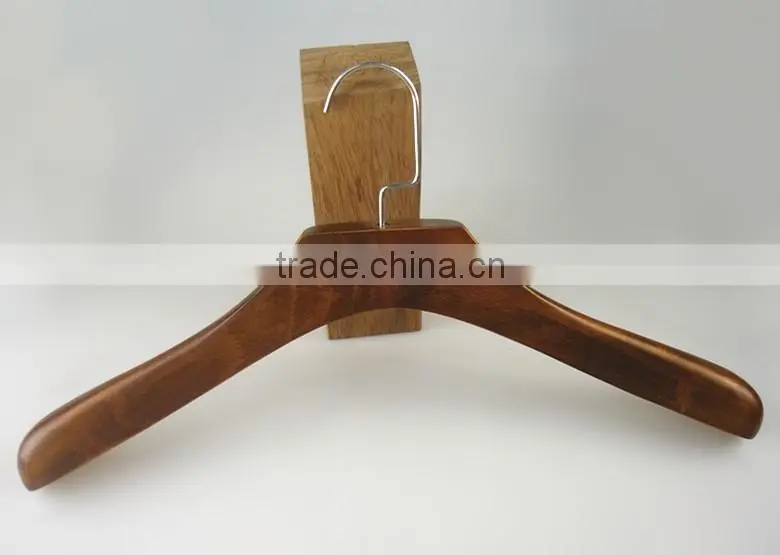 IMY-530 brown wooden coat hangers luxury