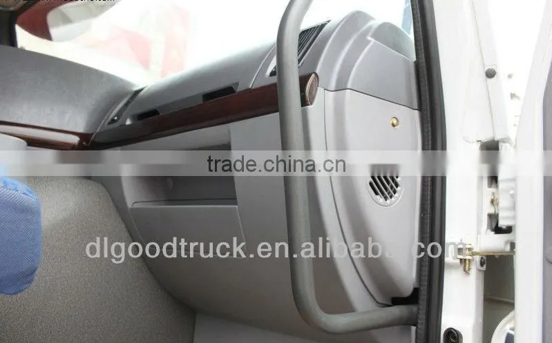HOWO 8x4 road wrecker truck