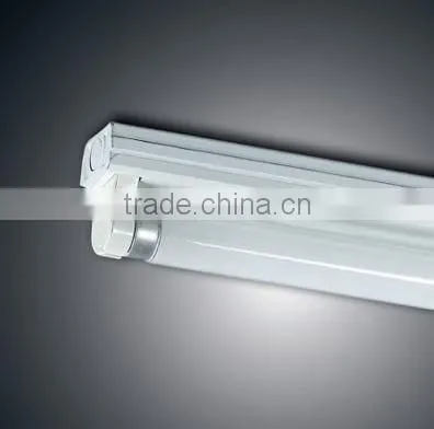 LAME-A super-quiet fluorescent light fixture